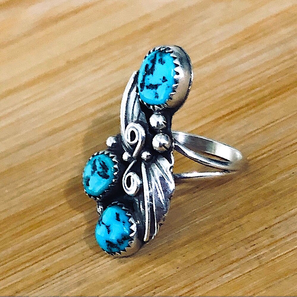 $87 Native American Southwest Turquoise & Sterling Silver Estate Ring